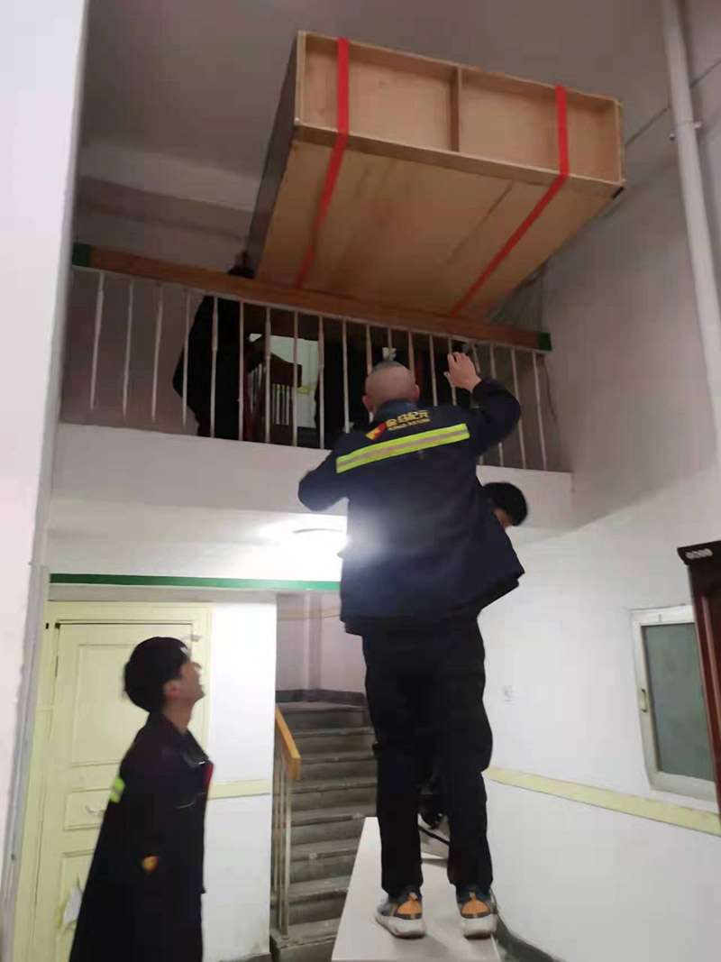 北京搬家現(xiàn)場(chǎng)圖片